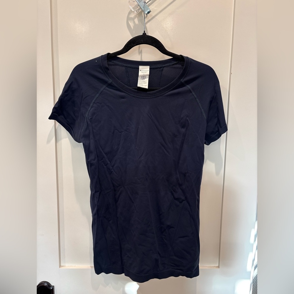 Athleta Navy Short Sleeve Performance Tee size L